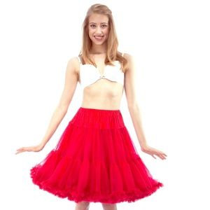 NWT Malco Modes “Jennifer” Petticoat - red, Size L